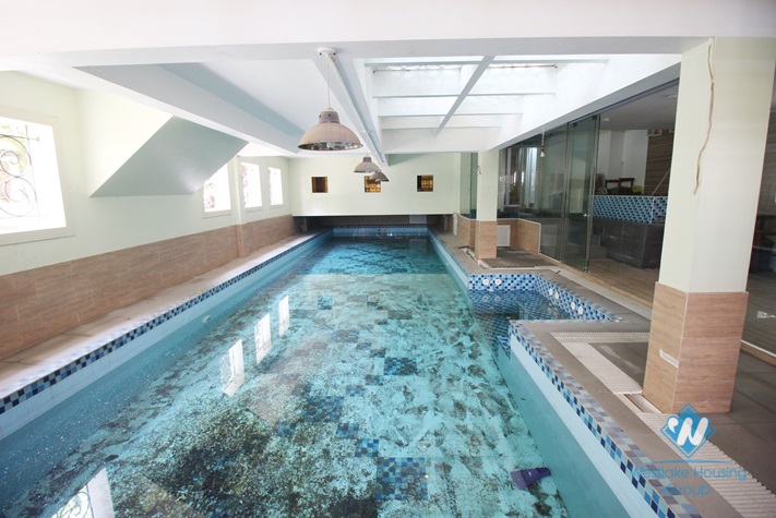 A huge 5  bedroom villa with indoor swimming pool for rent in Vuon Dao